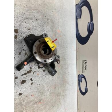 Peugeot 308 2.0 BlueHDi 150 16V Fusee links-voor 2016 1610137880-1647857480