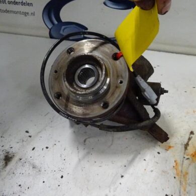 Peugeot Partner 1.6 Hdi Knuckle, front left 2011 364654