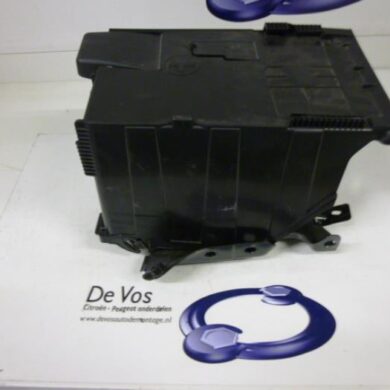 Peugeot 308 1.6 16V THP 150 Battery box 2008 5615H2-5615G8