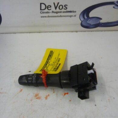 Peugeot iOn  Steering column stalk 2011 6242AK-1614232280