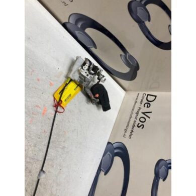 Citroen C1 1.0 12V Deurslot Mechaniek 4Deurs rechts-voor 2006 9136T9