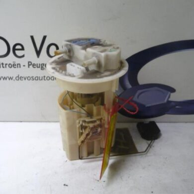 Citroen Xantia 1.8i Electric fuel pump LFX 1999 152577