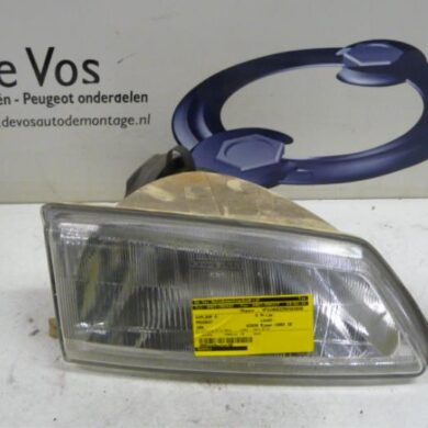 Peugeot 106 1.1 i XN,XR,XT Koplamp rechts 1993 6205C2