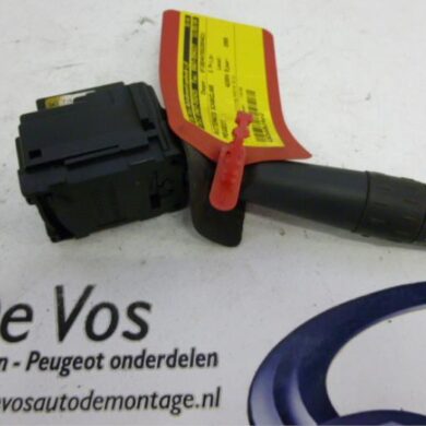 Peugeot 607 2.2 HDi 16V FAP Ruitenwis Schakelaar 2000 6239A8