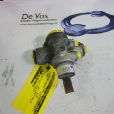 Citroen C5  HD controller (suspension) 2011 5277J7