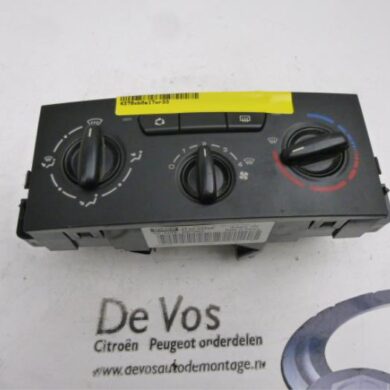 Peugeot 207 1.4 HDi Heater control panel 2006 6451TJ