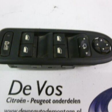 Peugeot 308 1.6 VTI 16V Multi-functional window switch 2008 649028