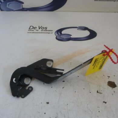 Citroen C4 Picasso  Bonnet Hinge 2013 7912A3