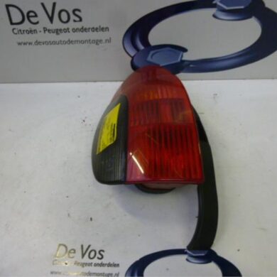 Peugeot 306 1.6i XR,XT,ST Achterlicht links 1999 6350J3