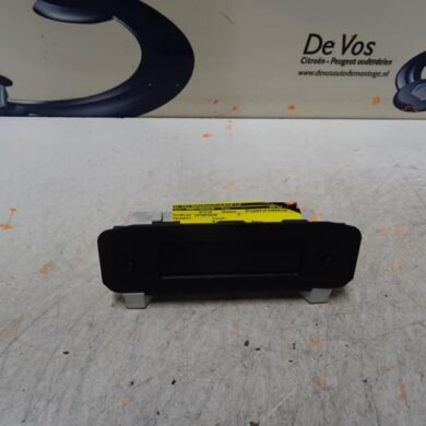 Peugeot 206 1.4 16V Interior display KFU 2004 659300-6563AV