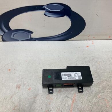 Peugeot 3008 1.6 e-THP 165 16V Telefon Interface 2018 1635516880-9828266180