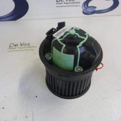 Peugeot RCZ  Heating and ventilation fan motor 2011 6441CZ
