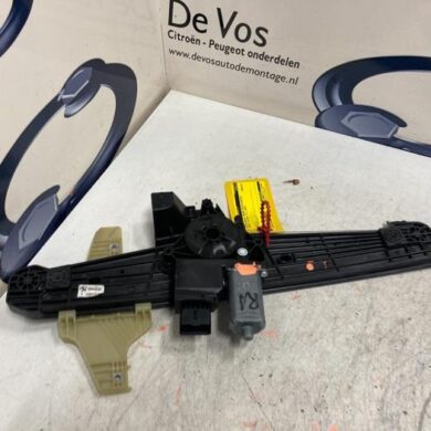 Peugeot Rifter 1.5 BlueHDi 130 Ruitmechaniek 4Deurs rechts-achter 2019 9830335380