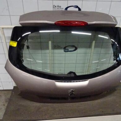 Peugeot 208  Achterklep 2012 9672664480-9810682180