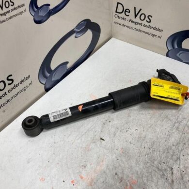 Peugeot 208 1.2 Vti 12V PureTech 100 Rear shock absorber, left 2020 9831187480