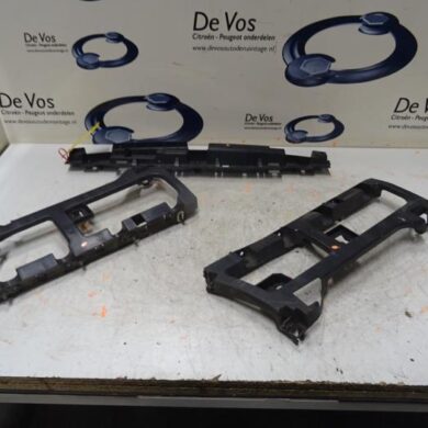 Citroen Jumpy 2.0 Blue HDI 120 Bumperframe achter 2019 9824958380-9810782680-9810782580