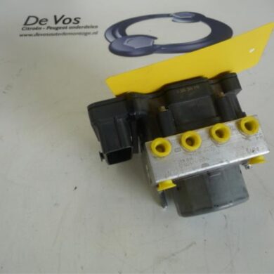 Peugeot 107 1.0 12V ABS Pomp CFB 2012 1608529580