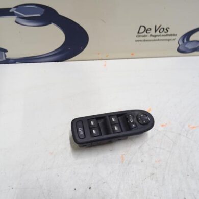Citroen C5  Multi-functional window switch 2015 6490NR