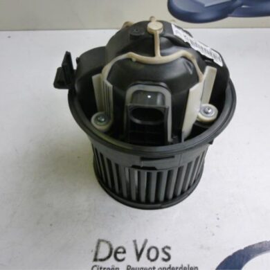 Peugeot 308 1.6 HDi Heating and ventilation fan motor 2011 6441CZ