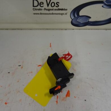 Citroen C4 Cactus  Luchthoeveelheidsmeter BHY-BHYBH02 2015 9677093080