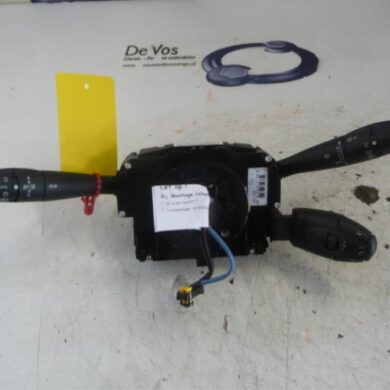 Peugeot 207  Steering column stalk 2010 6242YL