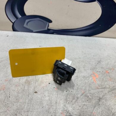 Citroen Berlingo  Combischakelaar ramen 2020 98016298ZD