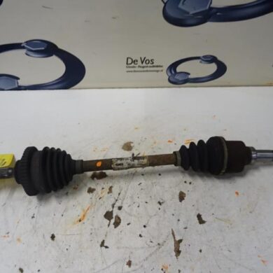 Peugeot 206 PLUS 1.4 XS Aandrijfas links-voor KFW 2009 3272XJ-3272XK 20CQ83