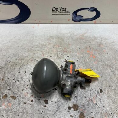 Citroen C6 2.7 HDiF V6 24V HD Regelaar (Vering) 2008 527753