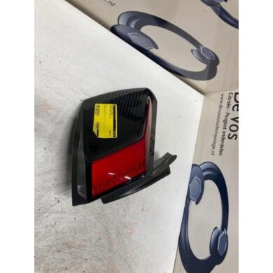 Peugeot 3008 1.6 e-THP 165 16V Taillight, left 2017 9810477180