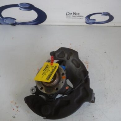 Peugeot 508 1.6 THP 16V Fusee links-voor 2011 3646A9