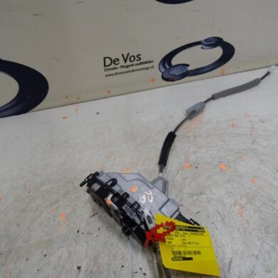 Peugeot 2008  Deurslot Mechaniek 4Deurs rechts-achter 2020 9830564580