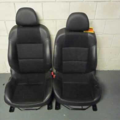 Peugeot 207 1.6 16V Set of upholstery (complete) 2008