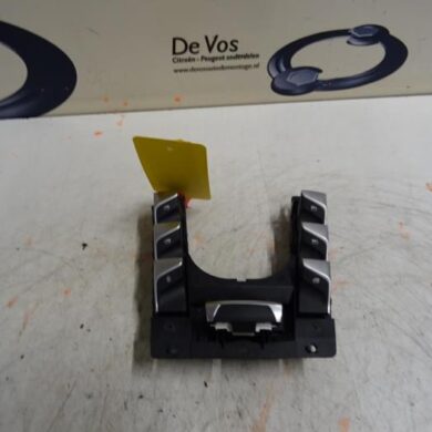 Citroen DS5 2.0 165 HYbrid4 16V Multi-functional window switch 2013 96661742ZD