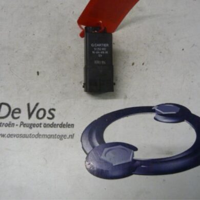 Citroen C4 1.6 HDi 16V Glow plug relay 2005 598140