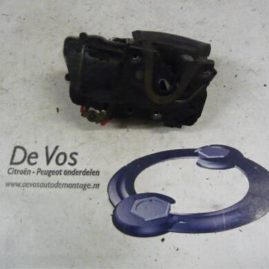 Peugeot 607 2.9 V6 24V Deurslot Mechaniek 4Deurs links-voor 2000 9135G3