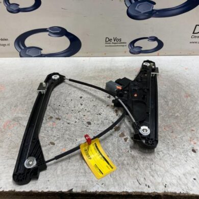 Opel Grandland X 1.2 Turbo 12V Ruitmechaniek 4Deurs links-voor 2019 9815404280-9830320880