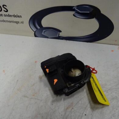 Citroen C4 1.6 16V Gasklephuis NFU 2005 163637