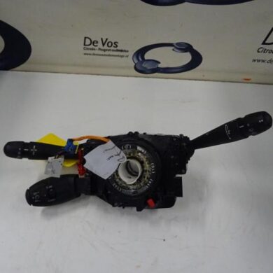 Peugeot 208  Steering column stalk 2013 98081767ZD-98030390ZD