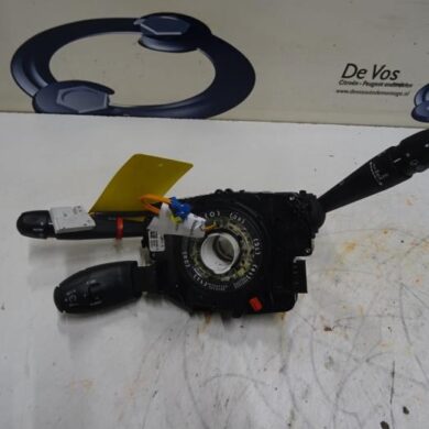 Peugeot 208 1.4 16V Steering column stalk 2013 98081769ZD-98030392ZD