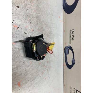 Peugeot 207 1.4 16V Gordelspanner rechts 2006 8975AZ