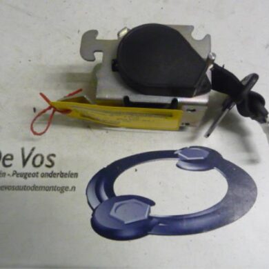 Citroen C3 Picasso 1.6 HDi 90 Veiligheidsgordel midden-achter 2010 8975ET
