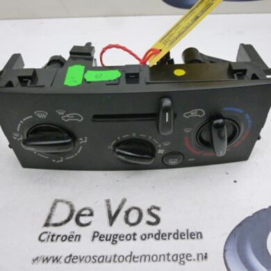 Peugeot 207 1.6 16V Heater control panel 2008 6451TH