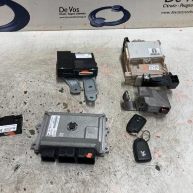 Peugeot 108 1.2 VTi 12V Computer Motormanagement HMT 2017 9692061880-9692783280
