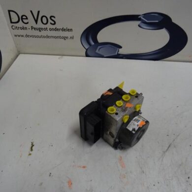 Peugeot 308 1.6 BlueHDi 120 ABS pump BH01-BHZBH01 2014 1612847480