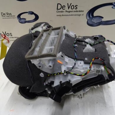 Peugeot 2008  Heater housing 2018 1623092480-1623573780