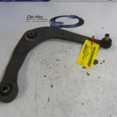 Peugeot 206 2.0 16V Front wishbone, right 2004 1607303680-3521R98