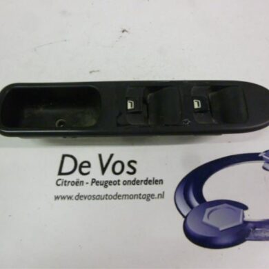Peugeot 307 2.0 HDi 90 Combischakelaar ramen 2001 6554E9