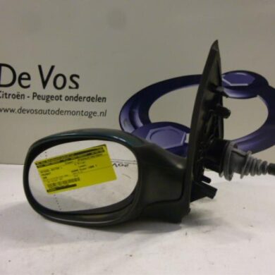Peugeot 206 1.9 D Wing mirror, left 1999 8148YC