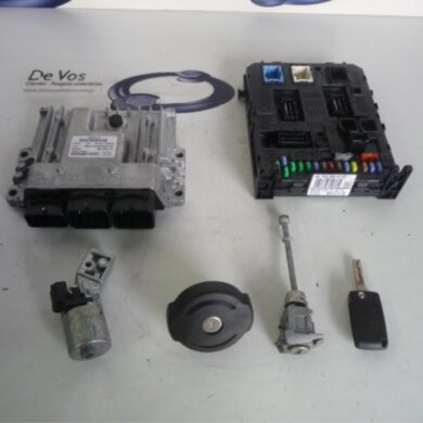 Peugeot 308 2.0 HDiF 16V GT Autom. Engine management computer RHH-RHHRH02 2012 1608041380