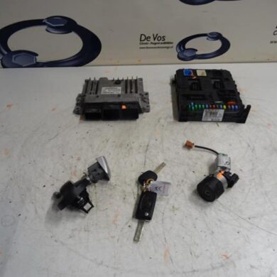 Citroen Jumpy 2.0 HDiF 16V Computer Motormanagement RH02-RHHRH02 2015 1608402480